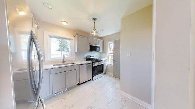 4815 Ivy Street, East Chicago, IN 46312