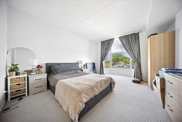 9670 Franklin Avenue 210, Franklin Park, IL 60131