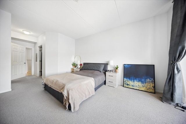9670 Franklin Avenue 210, Franklin Park, IL 60131