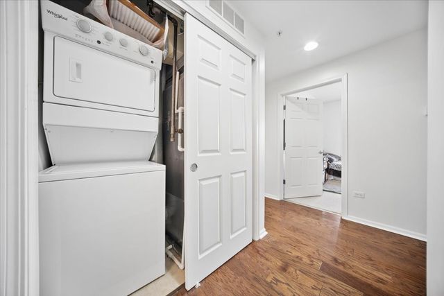 9670 Franklin Avenue 210, Franklin Park, IL 60131