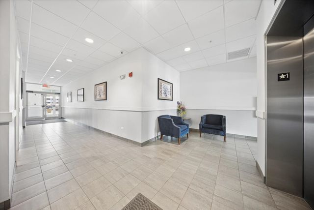 9670 Franklin Avenue 210, Franklin Park, IL 60131