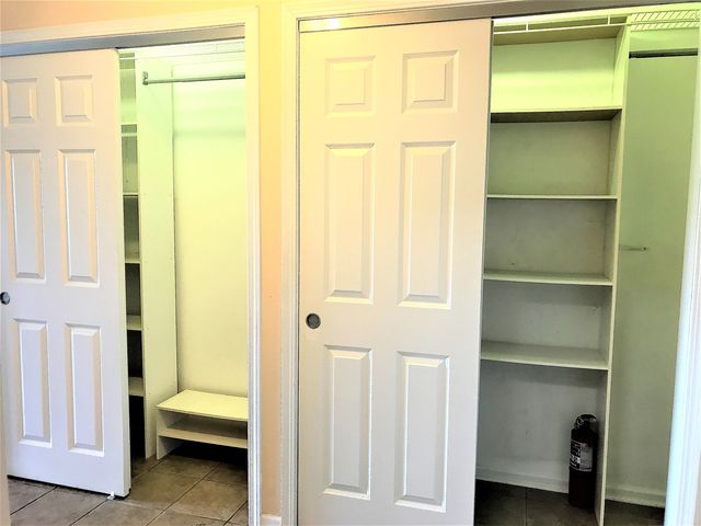 9670 Franklin Avenue 210, Franklin Park, IL 60131