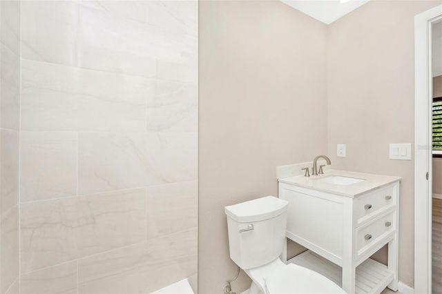5178 LAKE VILLAGE DRIVE 86, Sarasota, FL 34235