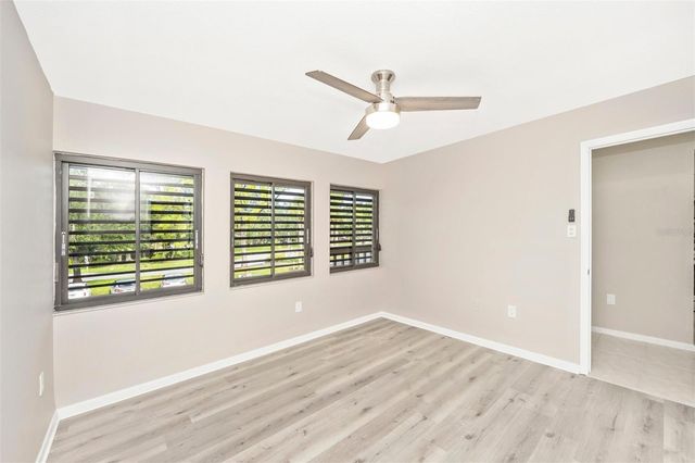 5178 LAKE VILLAGE DRIVE 86, Sarasota, FL 34235
