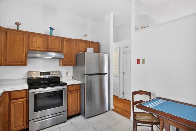 33 Duck Marsh Ln, Chatham, MA 02633