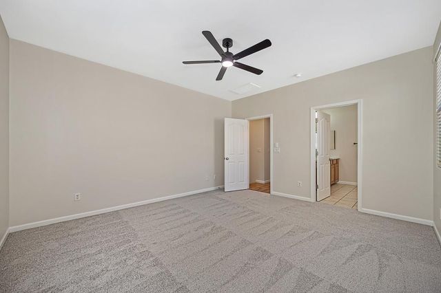 2888 Mojave Dr, West Sacramento, CA 95691