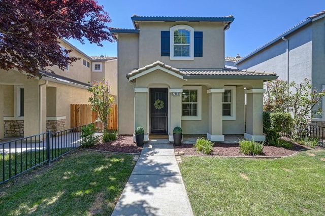 2888 Mojave Dr, West Sacramento, CA 95691