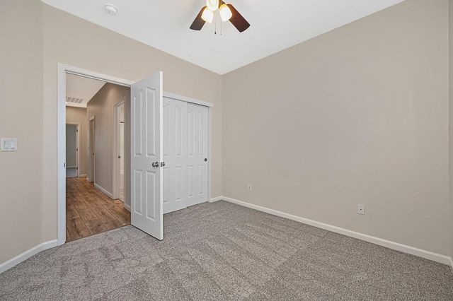2888 Mojave Dr, West Sacramento, CA 95691