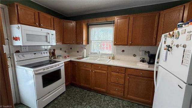 3543 Wall Road, Greensboro, NC 27407