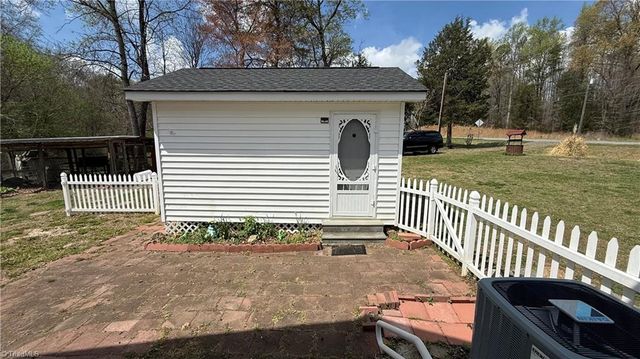 3543 Wall Road, Greensboro, NC 27407