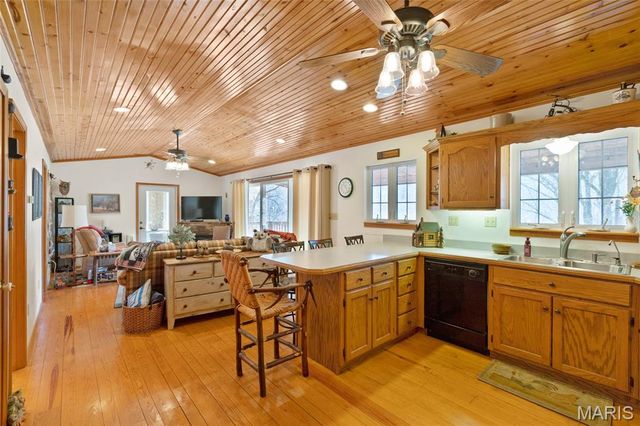 2300 County Road 352, Lesterville, MO 63654