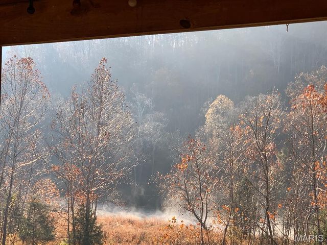 2300 County Road 352, Lesterville, MO 63654