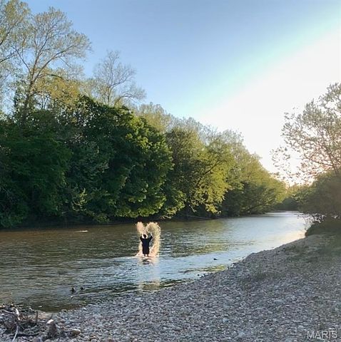 2300 County Road 352, Lesterville, MO 63654