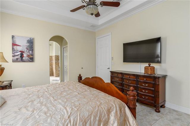 4021 24th AVE SE, Naples, FL 34117