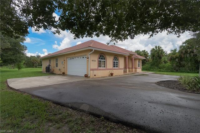 4021 24th AVE SE, Naples, FL 34117