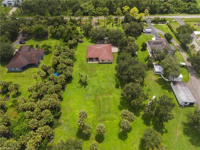 4021 24th AVE SE, Naples, FL 34117