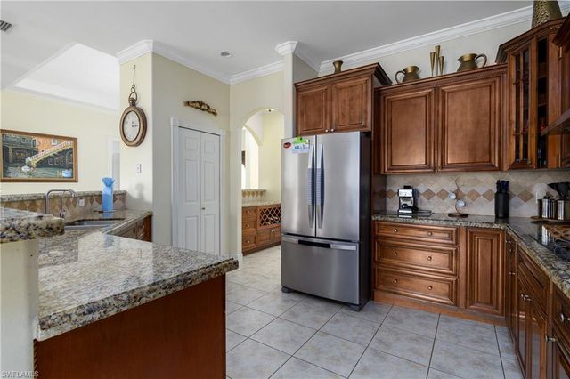 4021 24th AVE SE, Naples, FL 34117