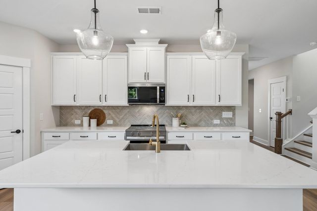 5354 Elder Avenue, North Charleston, SC 29406