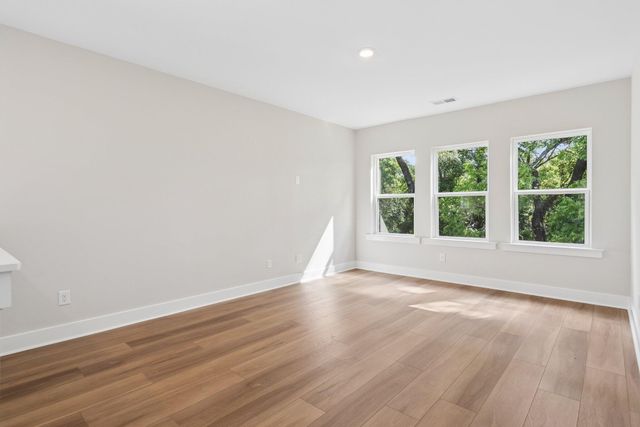 5354 Elder Avenue, North Charleston, SC 29406