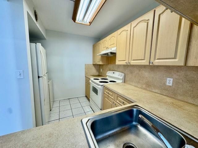 10006 Winding Lake Road 101, Sunrise, FL 33351