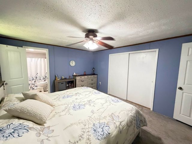 18 Algonquin Road, Enfield, NH 03748