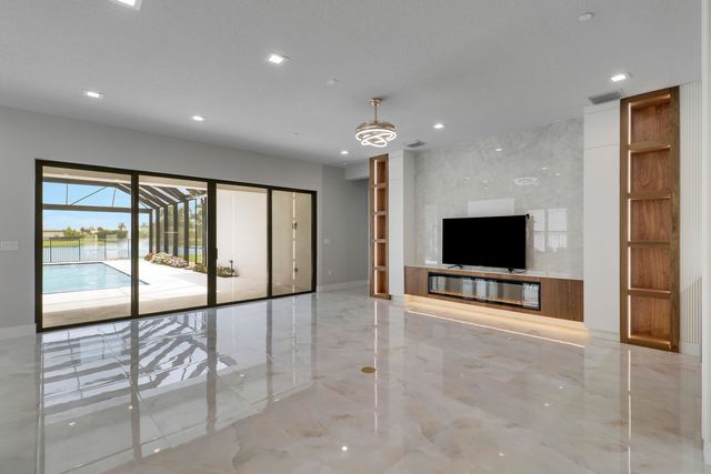 9892 Migration Point, Palm Beach Gardens, FL 33412