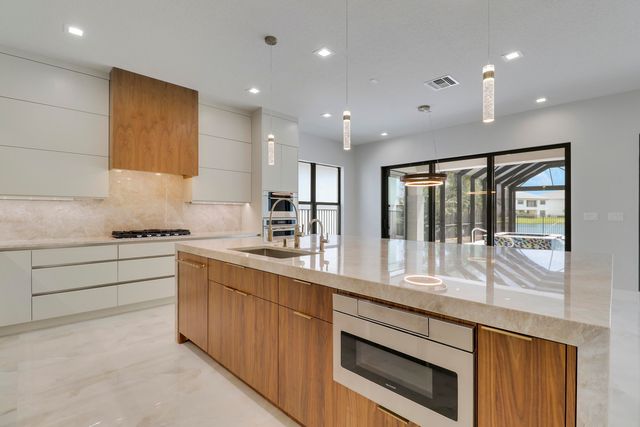 9892 Migration Point, Palm Beach Gardens, FL 33412