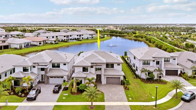 9892 Migration Point, Palm Beach Gardens, FL 33412