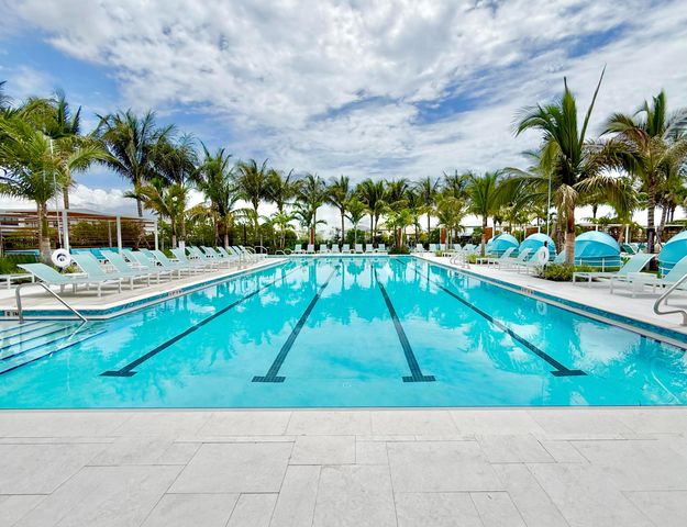 9892 Migration Point, Palm Beach Gardens, FL 33412