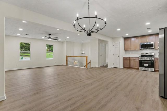 5055 S WOODBRIDGE Trail, Stone Mountain, GA 30088