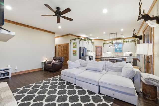 5681 Cooksey Lane, Robinson, TX 76706