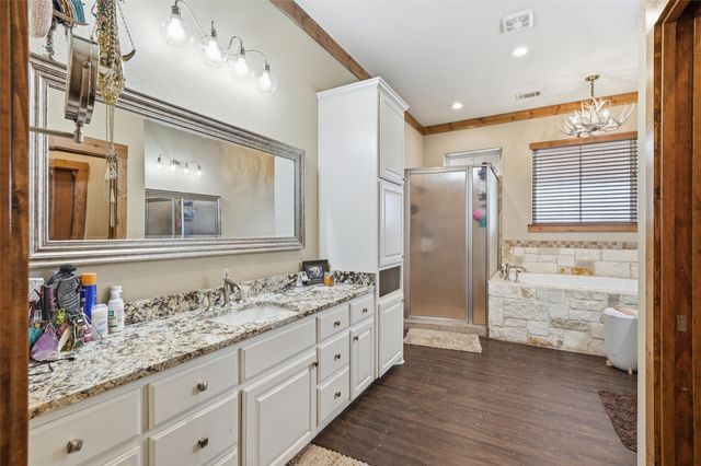 5681 Cooksey Lane, Robinson, TX 76706