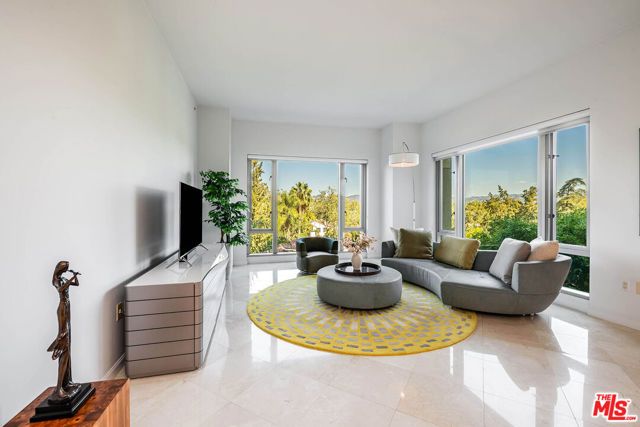 10727 Wilshire Boulevard 502, Los Angeles, CA 90024