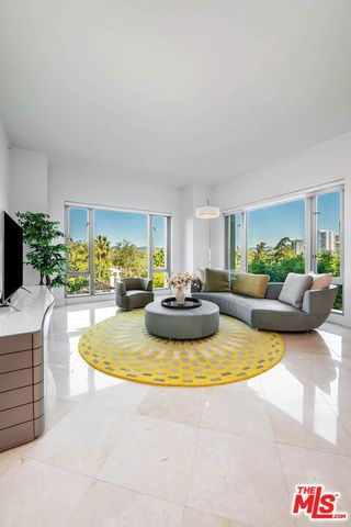 10727 Wilshire Boulevard 502, Los Angeles, CA 90024