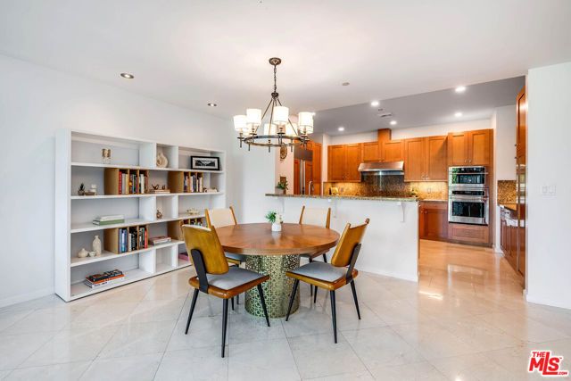 10727 Wilshire Boulevard 502, Los Angeles, CA 90024