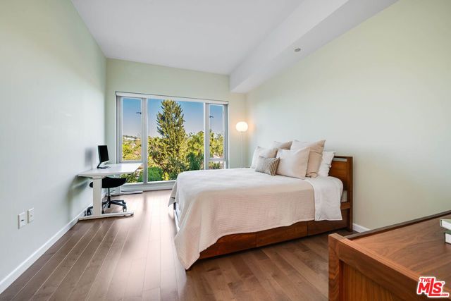 10727 Wilshire Boulevard 502, Los Angeles, CA 90024