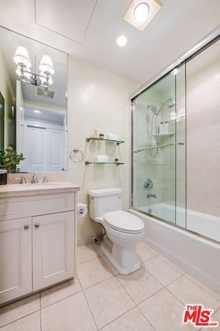 10727 Wilshire Boulevard 502, Los Angeles, CA 90024