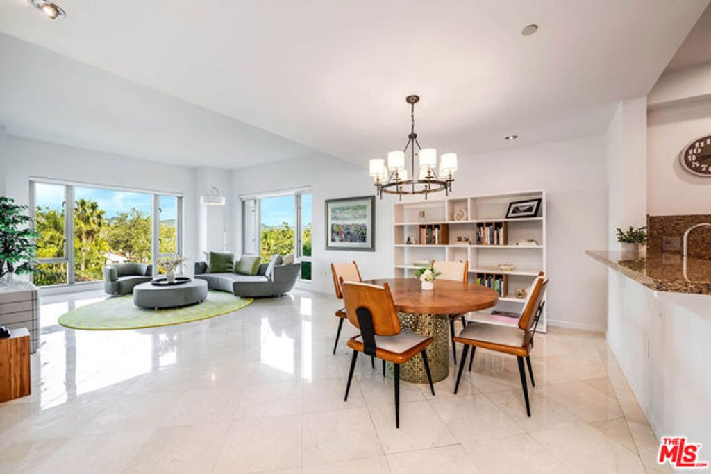 10727 Wilshire Boulevard 502, Los Angeles, CA 90024