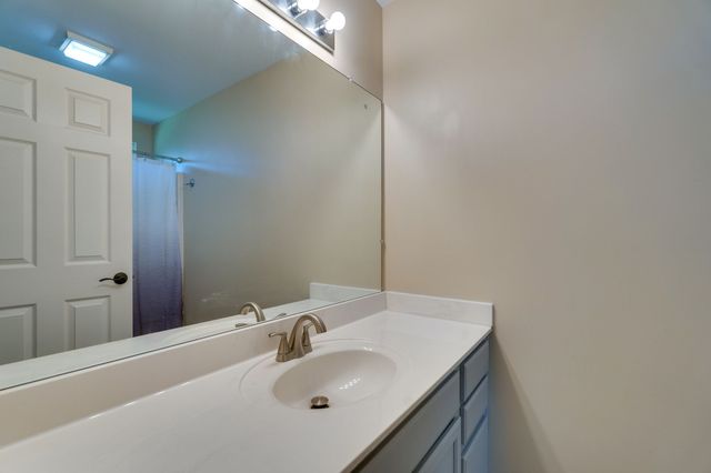 369 Dandridge Dr, Franklin, TN 37067