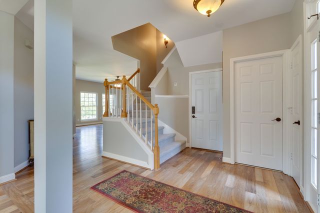 369 Dandridge Dr, Franklin, TN 37067