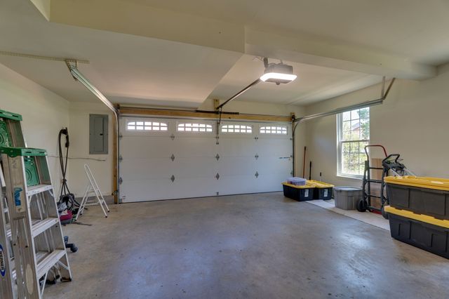 369 Dandridge Dr, Franklin, TN 37067