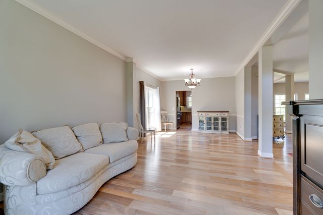 369 Dandridge Dr, Franklin, TN 37067