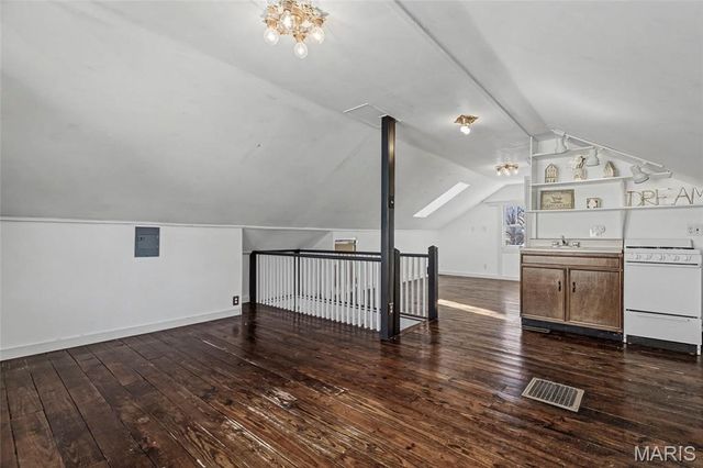 638 Evans Avenue, St Louis, MO 63122