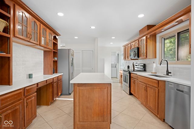 148 Park Lane, Carmel, IN 46032