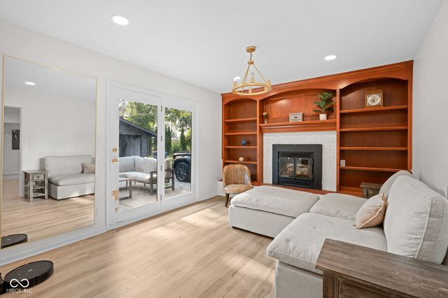 148 Park Lane, Carmel, IN 46032
