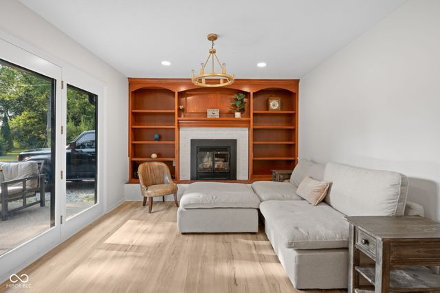 148 Park Lane, Carmel, IN 46032
