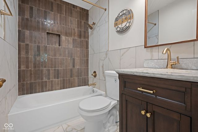 148 Park Lane, Carmel, IN 46032