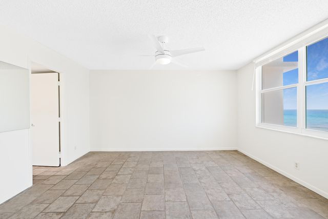 4505 S Ocean Boulevard 303, Highland Beach, FL 33487