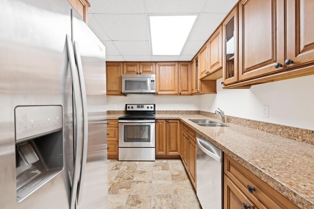 4505 S Ocean Boulevard 303, Highland Beach, FL 33487