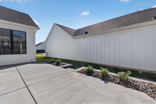 140 Haven Ridge Court, O'fallon, MO 63368